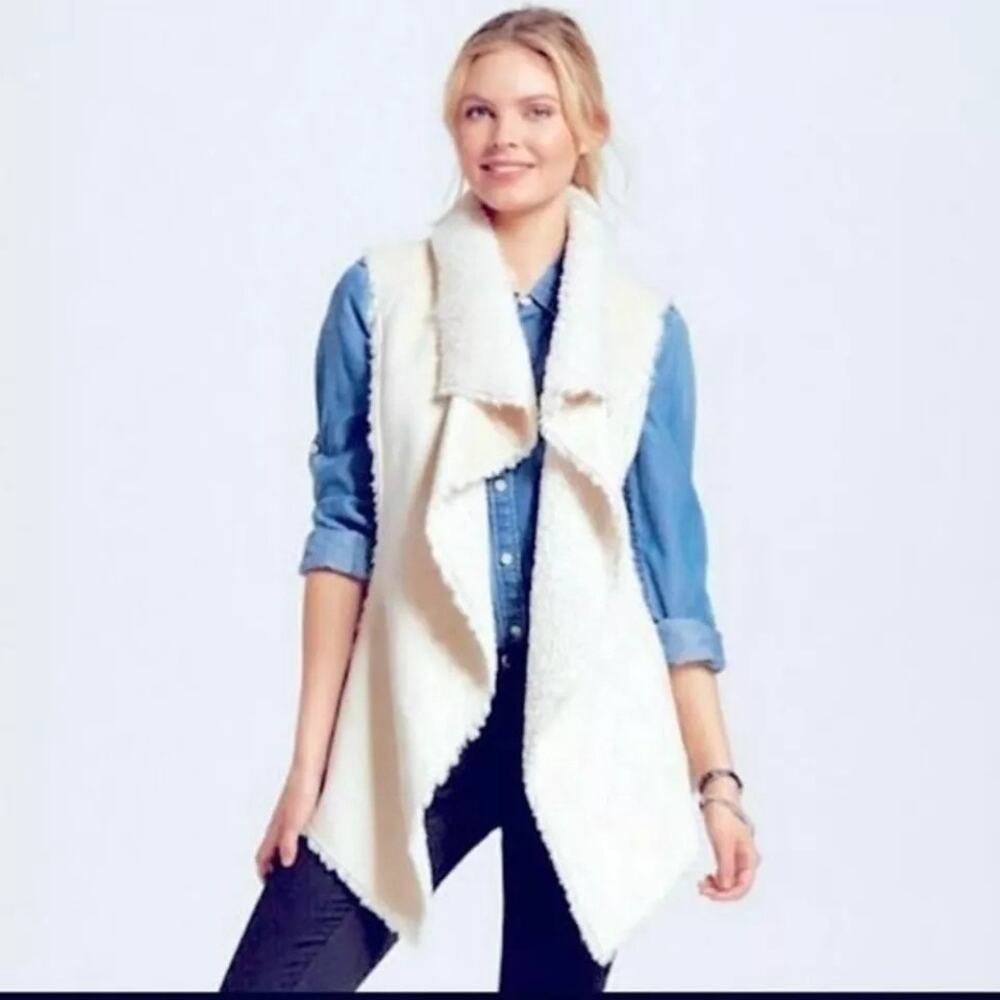 NWT Knox Rose Beige Faux Shearling Fur Waterfall Open Boho Vest Women's L